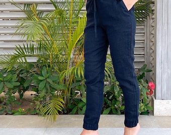 Linnen damesjoggingbroek NARA in donkerblauw, elastische manchetten, taillebroek met trekkoord