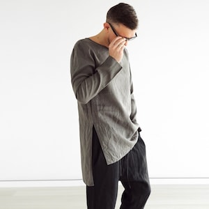 Linen t-shirt for men - Men&#39;s tunic - Basic t-shirt - Stylish t-shirt - Dark grey t-shirt Gift for him - Men&#39;s linen fashion