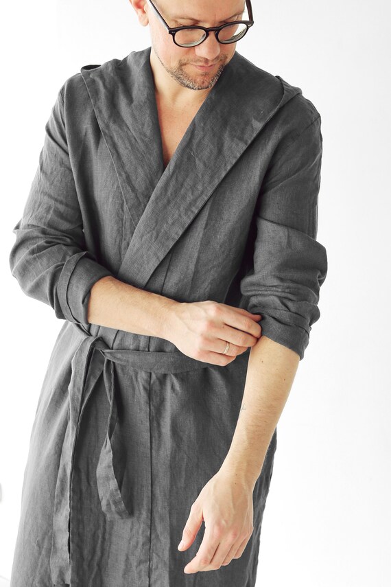 Herren Leinen Bademantel, Dunkelgrauer Kapuzenmantel, Hoodie Bademantel, Kleid für Männer, Geschenk für ihn, Natürliche Loungewear