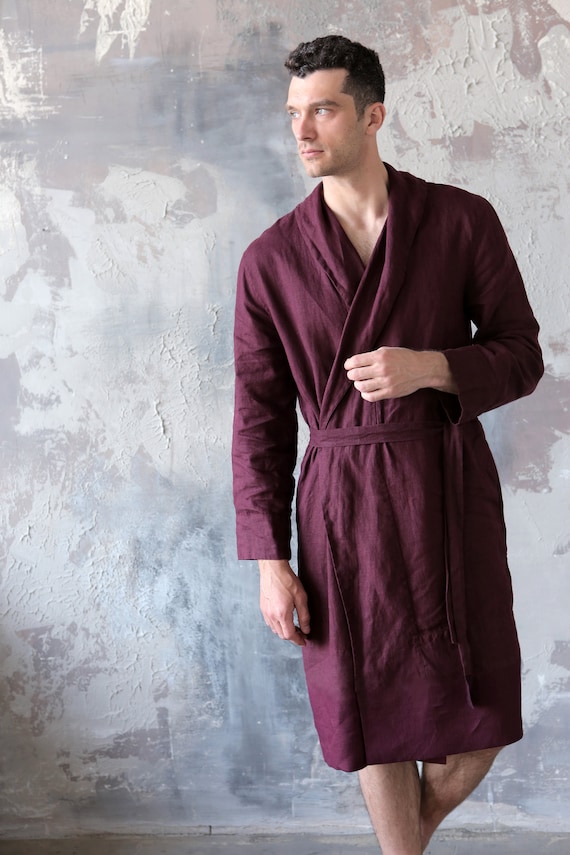 Black Burgundy Collar Silky Satin Robe – LuxuRobes.com