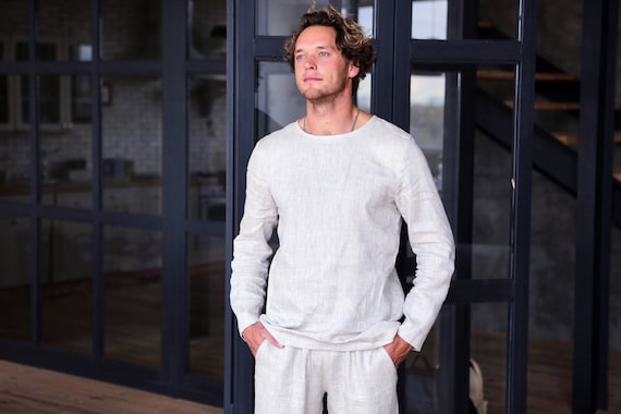 beige long sleeve t shirts