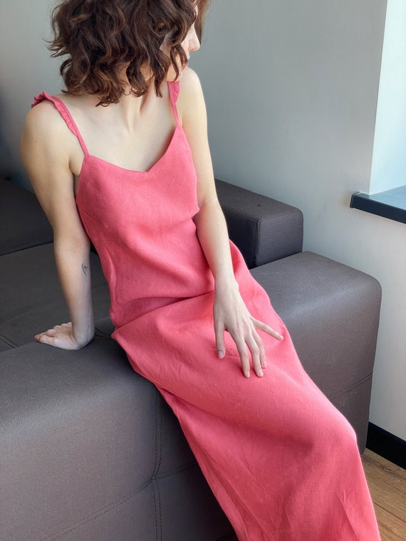 Robe longue en lin Robe d ete Couleur peche Robe avec ailes Robe de plage en lin Chemise de nuit basique Robe en lin sans manches Robe bio Etsy France