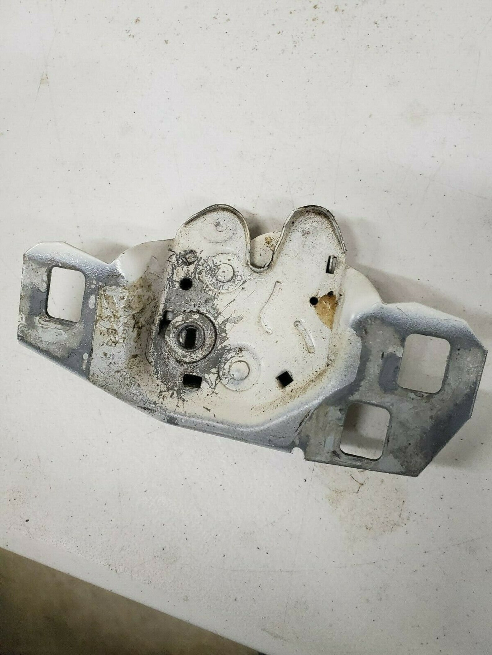 19801992 cadillac brougham trunk latch a3211 Etsy