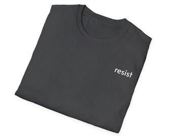 resistir, Serie Self Identify, Camiseta Gráfica con Texto Negrita / Highway Kind