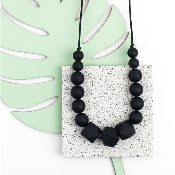silicone breastfeeding necklace