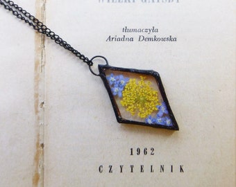 Queen Anne's lace pendant necklace, forget me not jewelry, pressed yellow wildflower