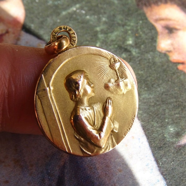 antique french medal, edwardian first communion necklace, gold filled pendant, communion gift, médaille plaquée ancienne, Dropsy, medal