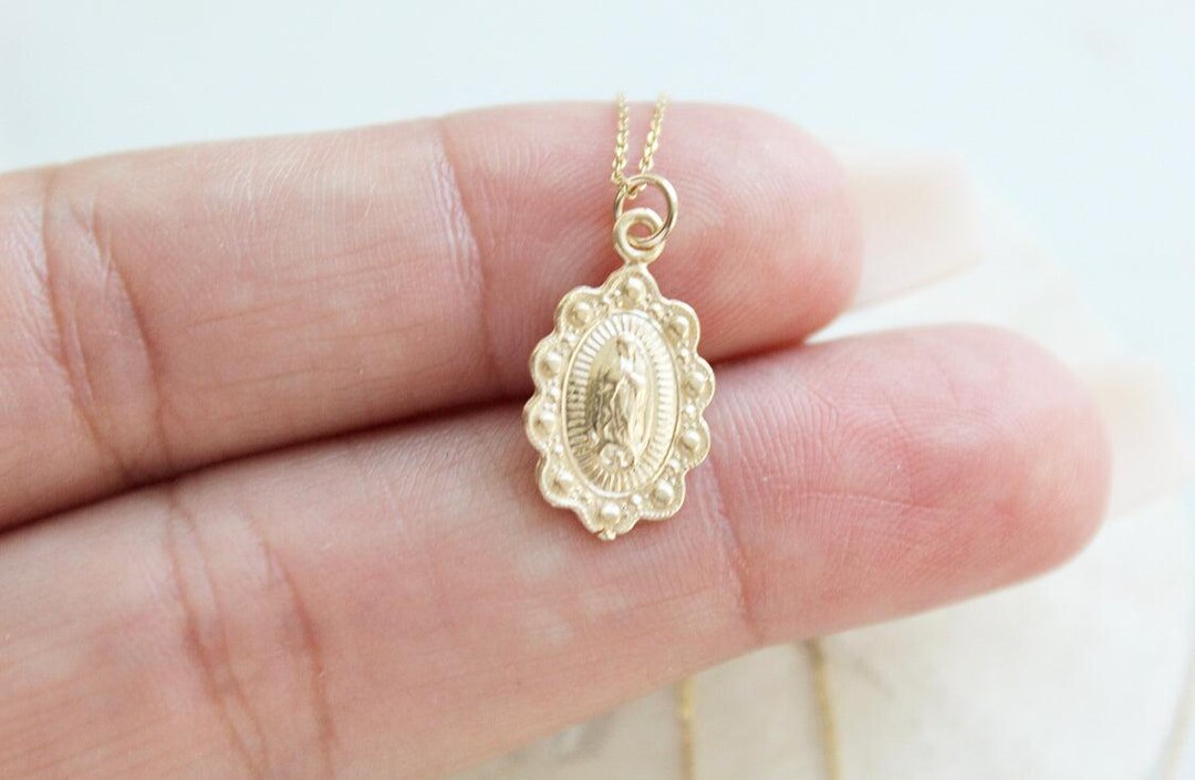 The 14k Gold Our Lady of Guadalupe Scalloped Necklace - Etsy