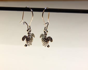 turtle dangle earrings