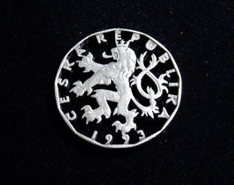 ceska republika cut coin pendant