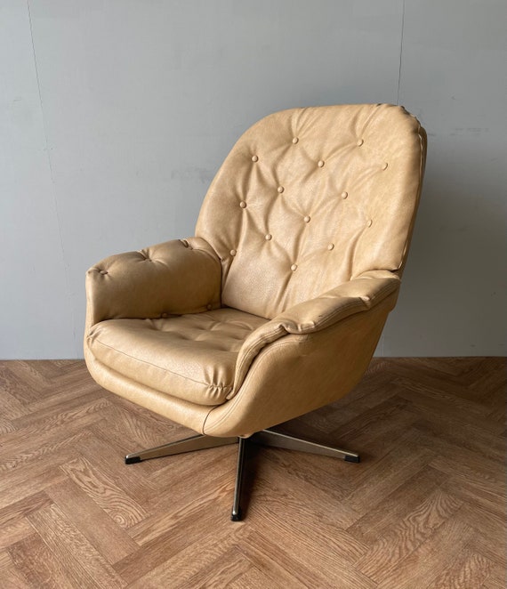Vintage Leather Swivel Egg Chair Armchair FREE DELIVERY Etsy