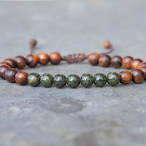 Serpentin Edelstein Armband mit Rosenholz Perlen – Yoga / Herrenschmuck