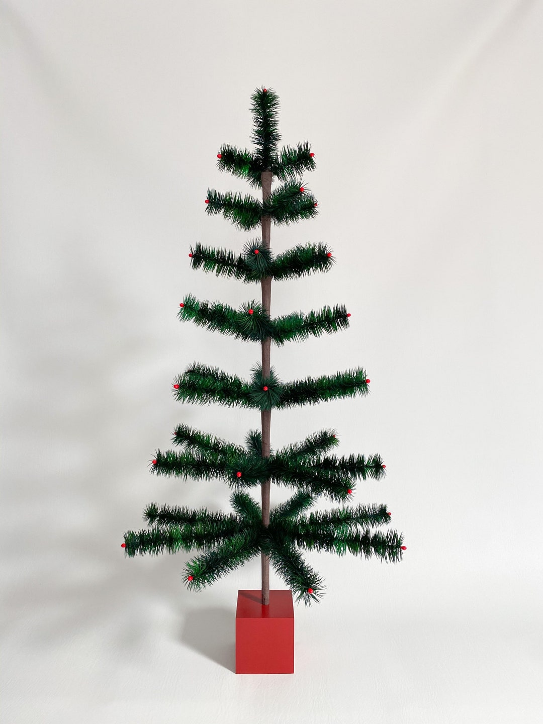 New Realistic Christmas Trees Capri Leggings - Best Essentials