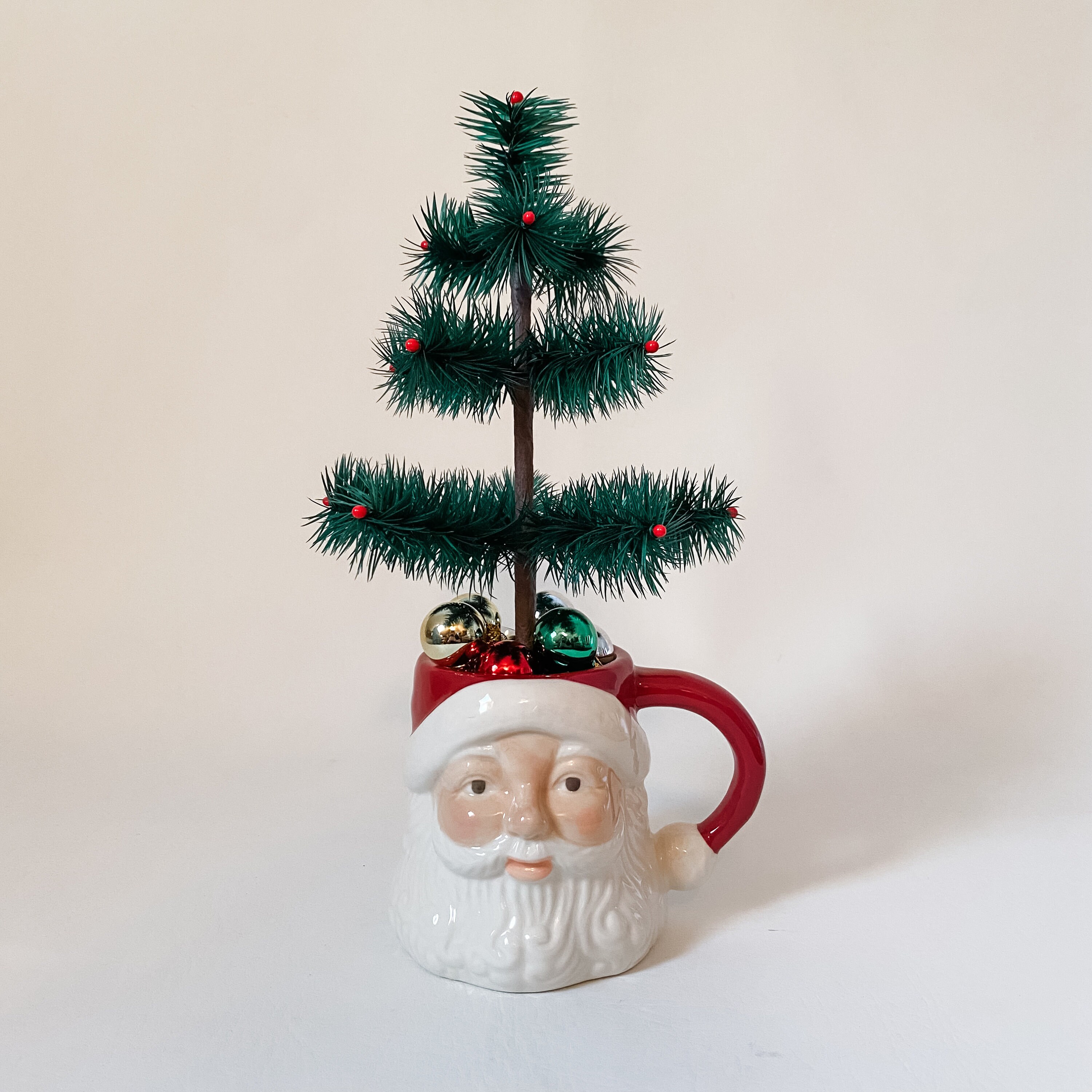 Feather Tree Santa Mug