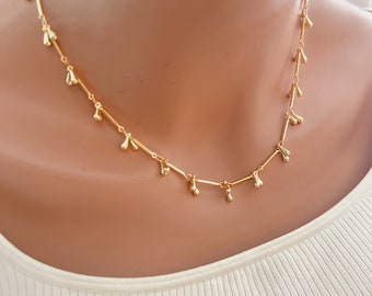 Dainty Gold Chain Choker Collier Or Chaîne Délicate Collier Simple Collier Tous Les Jours Collier Or Collier Pour Les Femmes Cadeau Pour petite amie