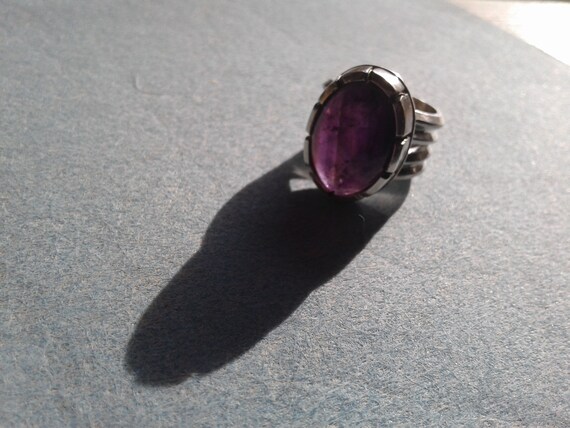 amethyst pinky ring