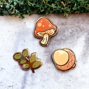 Mini Leaf, Mushroom and Acord pin set | Gold plated | Hard enamel pin | kawaii cute woodland animals collection | Fall Autumn Leaves