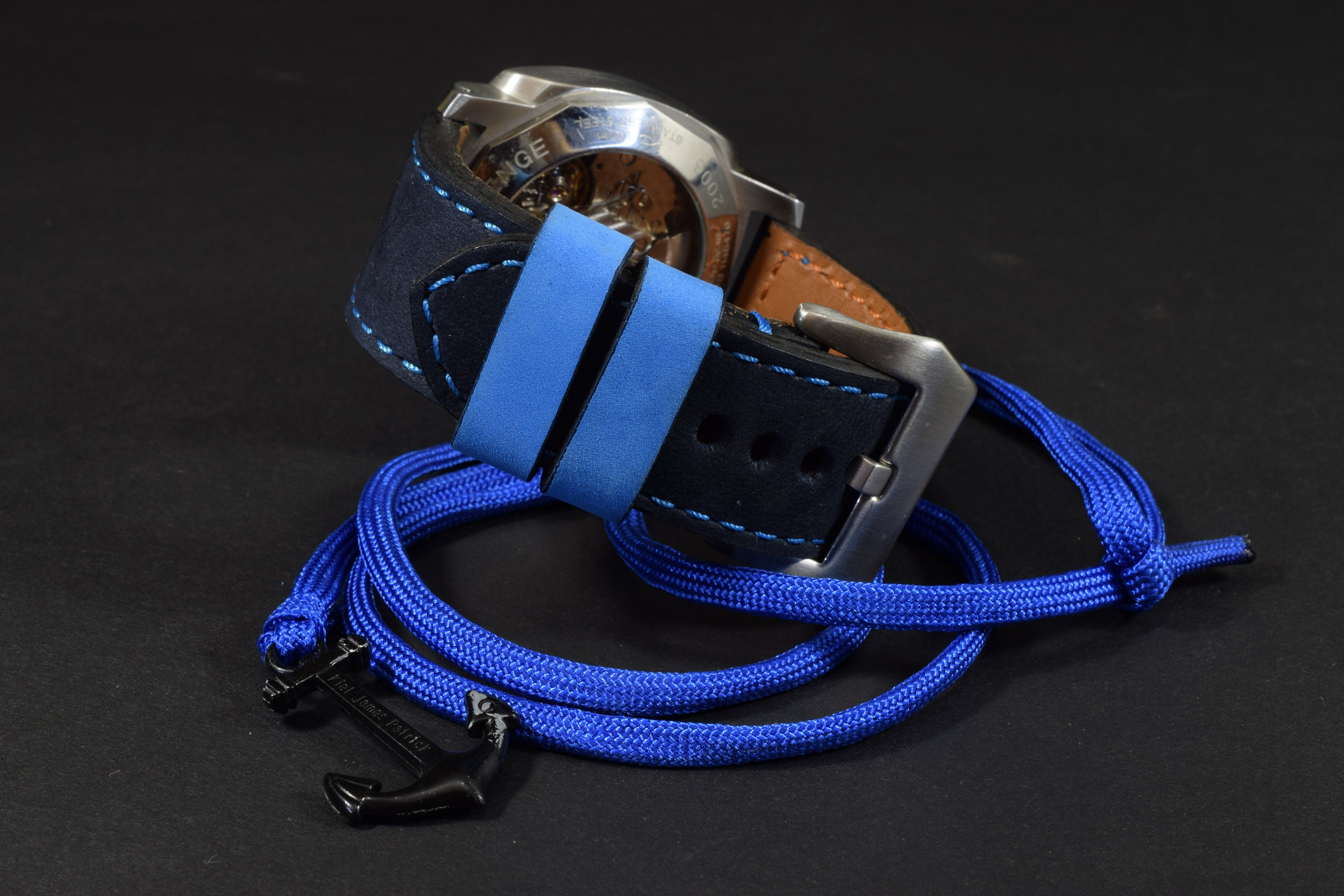 オメガ　カーフストラップ　ブルー Watch Straps Blue leather strap with pin buckle | OMEGA US®