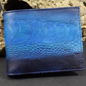 Portafoglio Bifold con Tasca Portamonete Uomo Blu Fantasia Vera Pelle di Struzzo Fatto a Mano dall'atelier Mansarea Roma 51