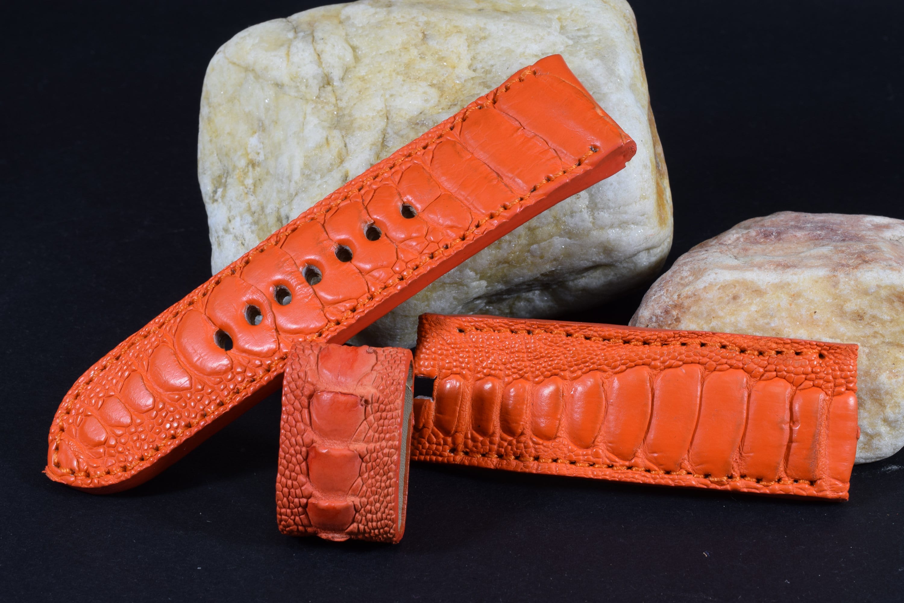 Cinturino per orologio in pelle di struzzo arancione fatto