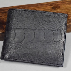 Portafoglio Bifold uomo con tasca portamonete Nero autentico Struzzo gamba Roma 27 Fatto a mano da atelier Mansarea - Spagna