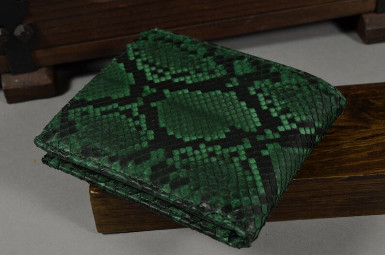 Handmade Green Genuine Python Bifold Wallet – Genuine Snake Skin, Coin ...