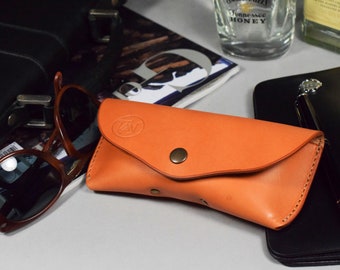 Genuine Leather Glasses case Tan Brown Ray Ban Style handmade men - women gift for him her dad mum handcrafted in Spain