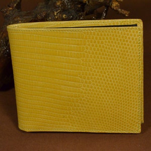 Portafoglio Bifold Uomo con Tasca Portamonete Vera Lucertola Giallo Lucido Roma 26 Fatto a Mano da atelier Mansarea - Spagna