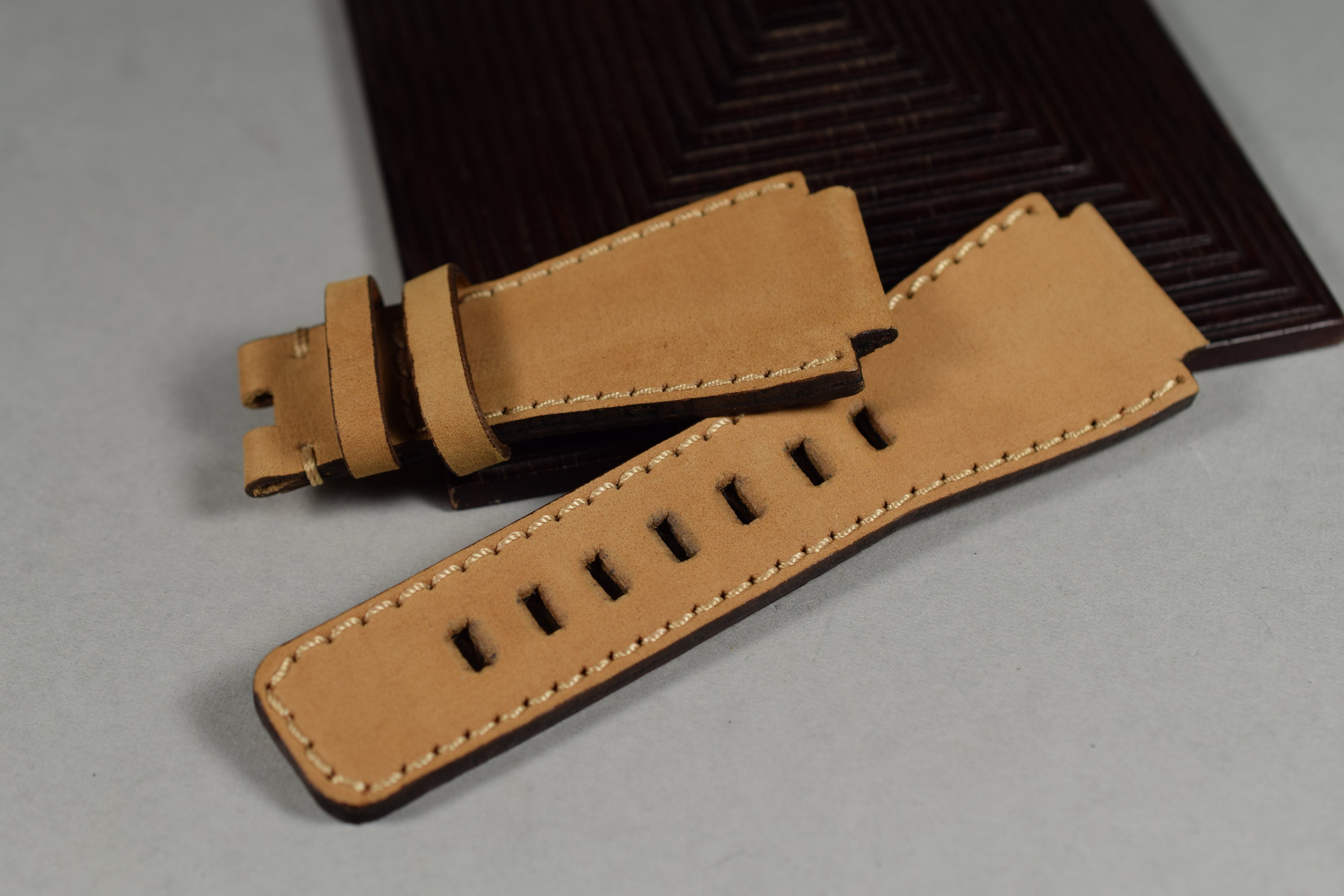 Bell & Ross BR01/03用ハンドメイドベージュヌバックレザーウォッチ