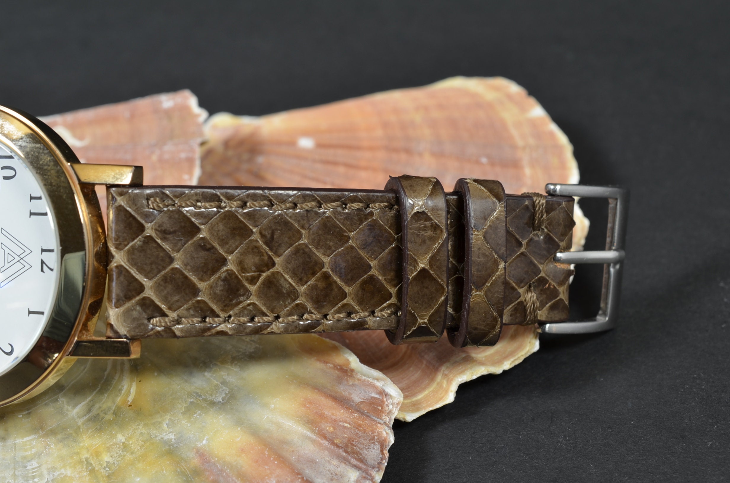 Cinturino per orologio in pelle di SERPENTE MARRONE, cinturino per orologio in pelle, cinturino per orologio fatto a mano, cinturino personalizzato 26 mm 24 mm 22 mm 21 mm 20 mm 18 mm 16 mm - Italia Cinturino per orologio in pelle di SERPENTE MARRONE, cinturino per orologio in pelle, cinturino per orologio fatto a mano, cinturino personalizzato 26 mm 24 mm 22 mm 21 mm 20 mm 18 mm 16 mm - Italia