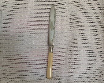 EPNS Yates Brothers Cake Knife 26cm long circa 1930's