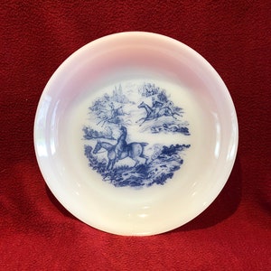 Arcopal Blue and White Hunting Scene Soup Plate or Bowl 21cm diameter