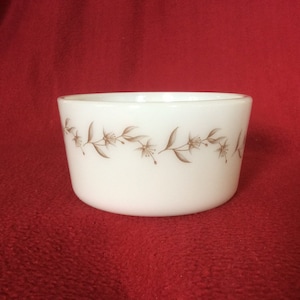 Pyrex JAJ Silver Birch Margarine Tub 1970&#39;s