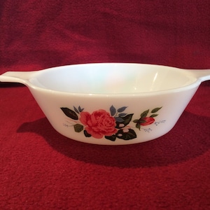 Pyrex JAJ Cottage Rose Serving Dish 5.5&quot; diameter 0.75 pint circa 1970