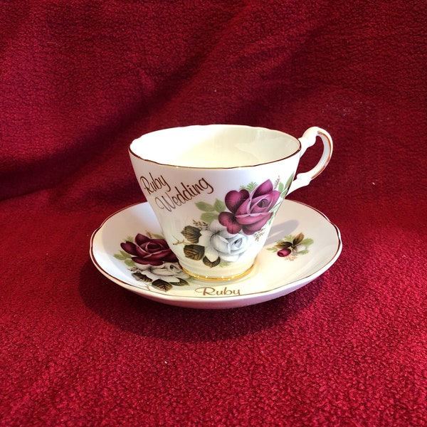 Argyle Bone China Rubin Hochzeit Tasse und Untertasse Tasse 73mm groß Untertasse 138mm Durchmesser um 1980