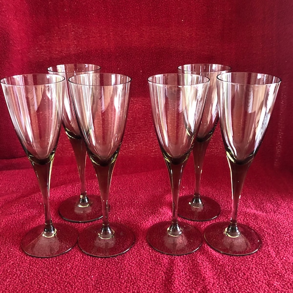 Swedish Orrefors 'Mirabel' Boxed set of 6 Schnapps, aperitif, cocktail, liqueur drinking glasses. Smokey Green grey stems. 1960's.