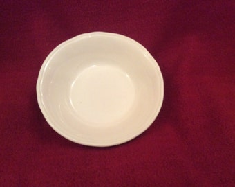 Alfred Meakin White Ironstone Scallop or Fluted 5 Inch Dessert Pudding Bowl