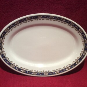 Globe Pottery Co Ltd Shelton ovalt serveringsfat 28 x 18 cm