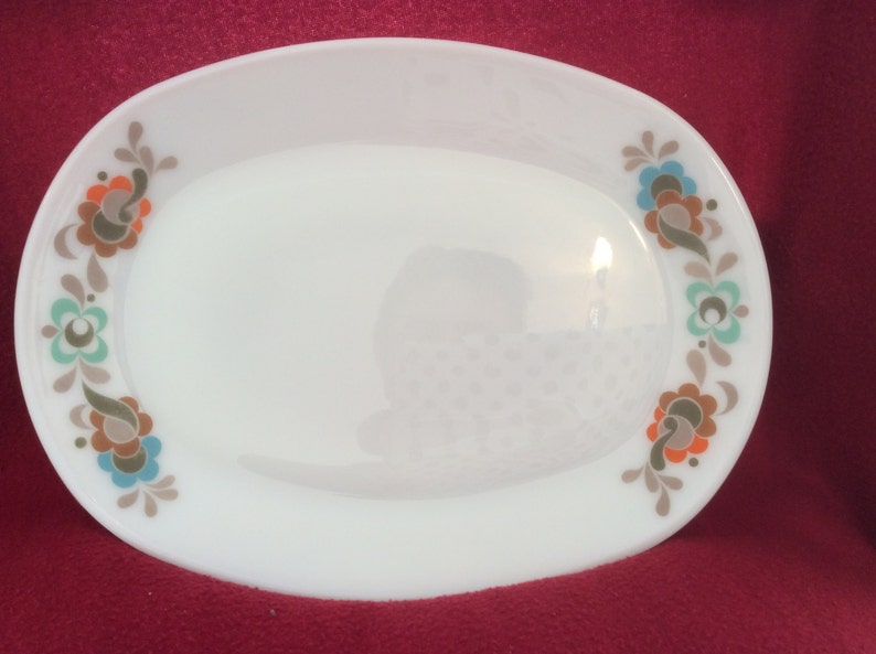 Pyrex JAJ Tempo Carnaby Steak Plate image 1