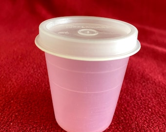 10 Mini Salières Plastique 6g - Avec Couvercle 5 Trous - Parfait Pour Voyage, Camping Et BBQ