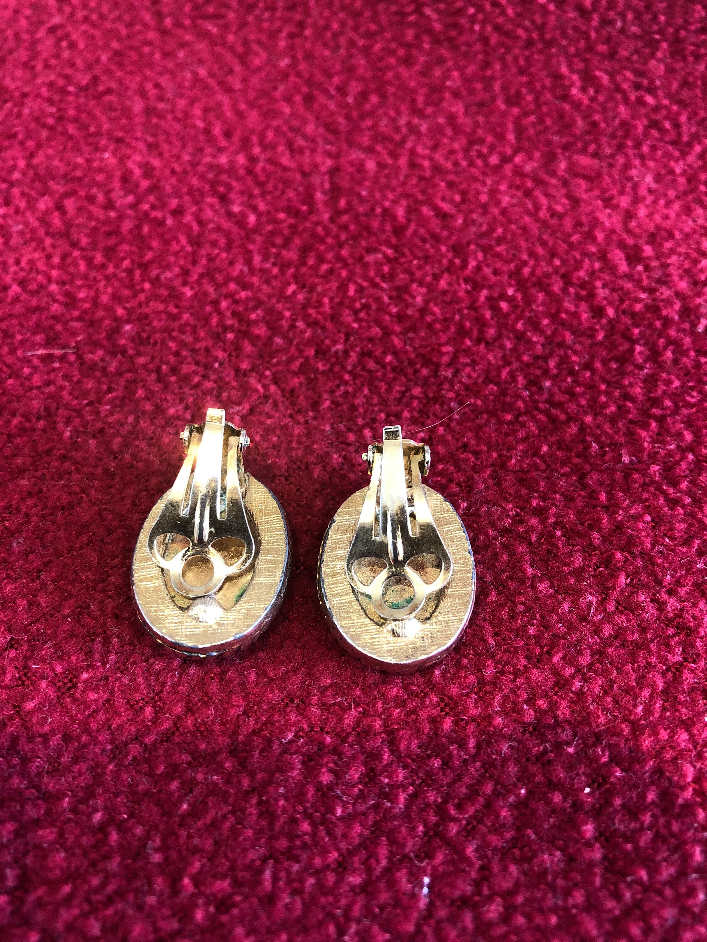 Boucles D'oreilles Clips Or Avec Perle Verte Vintage - Anciennes, état Parfait