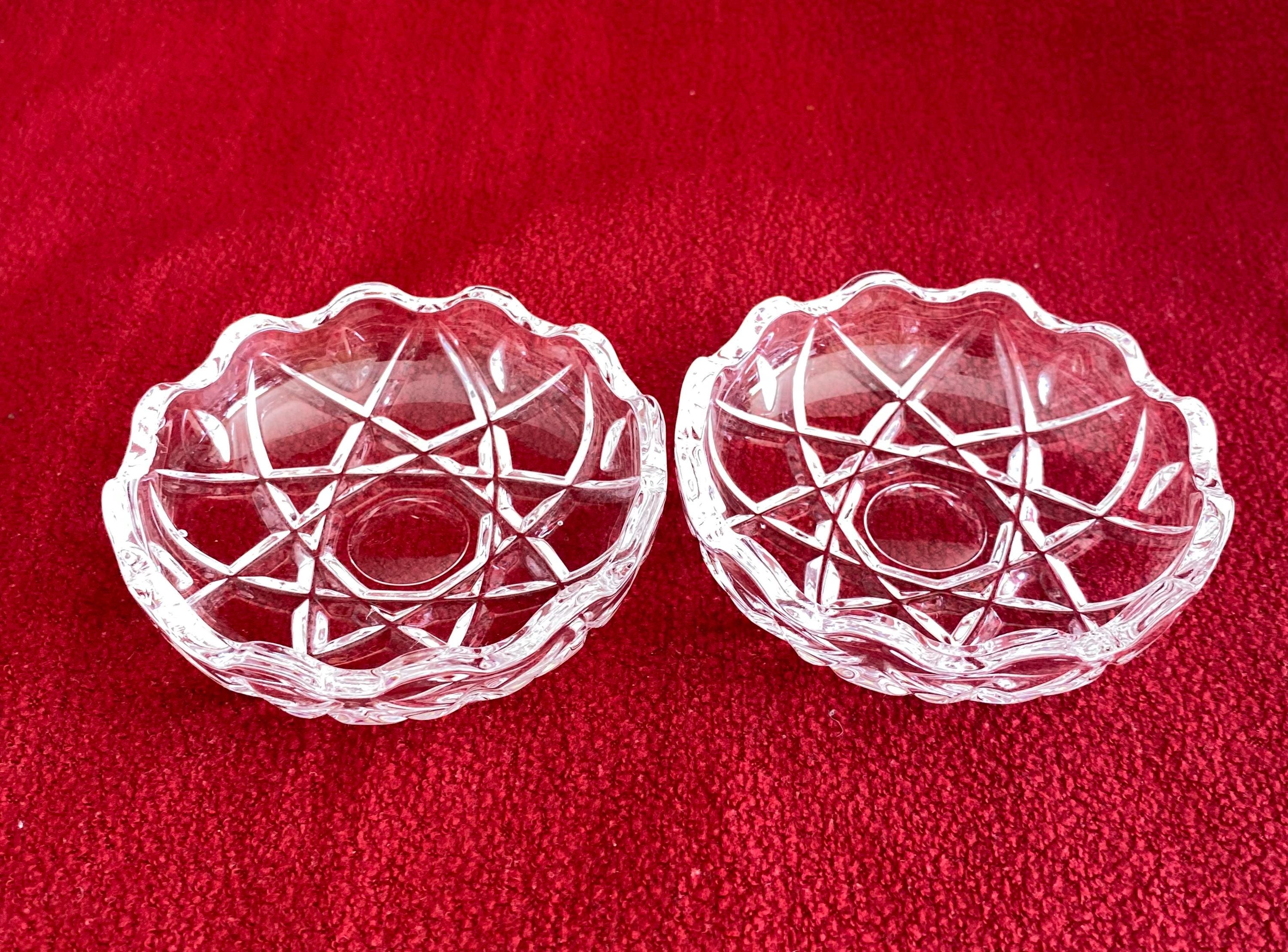 RCR Royal Crystal Rock Clam Rim Lidded Crystal Trinket Box. 24