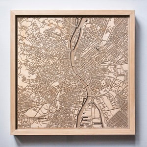 Carte en bois de Budapest - pinède découpée au laser rues cartes de la ville 3d encadré art mural minimaliste minimaliste bois - cadeau de mariage d'anniversaire Noël