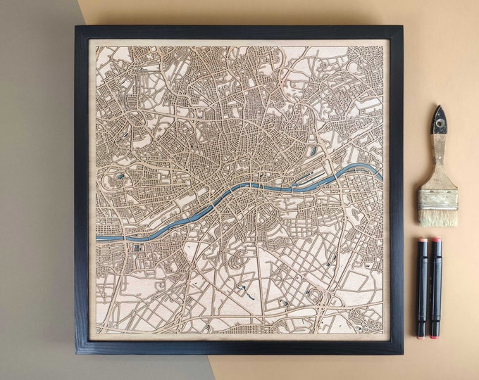 Frankfurt Personalized Wooden Map - Home Decor Wall Art Gift