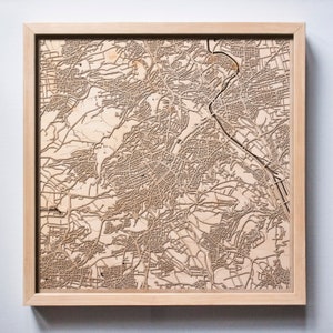 Stuttgart Holzkarte - Lasergeschnittene Holzstraßen, Stadtplan 3D gerahmt, Minimalistische Wandkunst - Geburtstag Jahrestag Weihnachtshochzeitsgeschenk