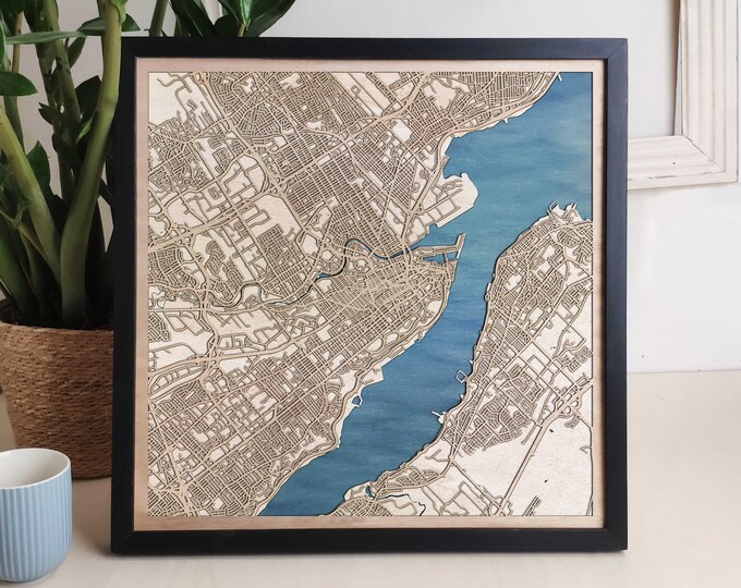 Quebec Custom Wood Map - Personalized Art Gift