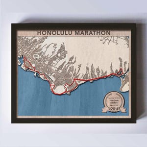 Houten kaart marathon Honolulu: 3D-lasergesneden houten kaart