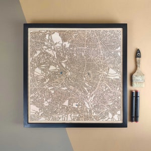 Carte de Madrid personnalisée en bois - Cadeau d'art mural décoration d'intérieur