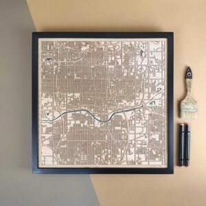 Carte en bois personnalisée de l'Oklahoma - Cadeau d'art mural pour décoration d'intérieur