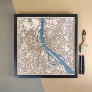 Riga Personalisierte Landkarte aus Holz - Wohnkultur Wandkunst Geschenk